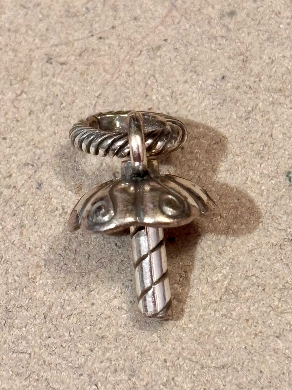 🆕Listing! Brighton Beach Umbrella charm in Silver Engraved scrolls Retired